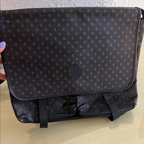 Vintage Fendi Messenger Bag with Monogram Fendi Pattern and Adjustable Strap - Picture 2 of 14